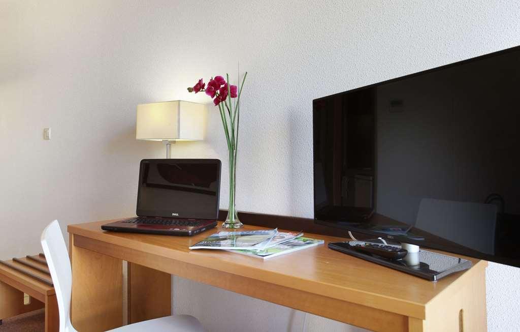 Appart'Hotel Odalys City - Bioparc Lyon Est Oda fotoğraf