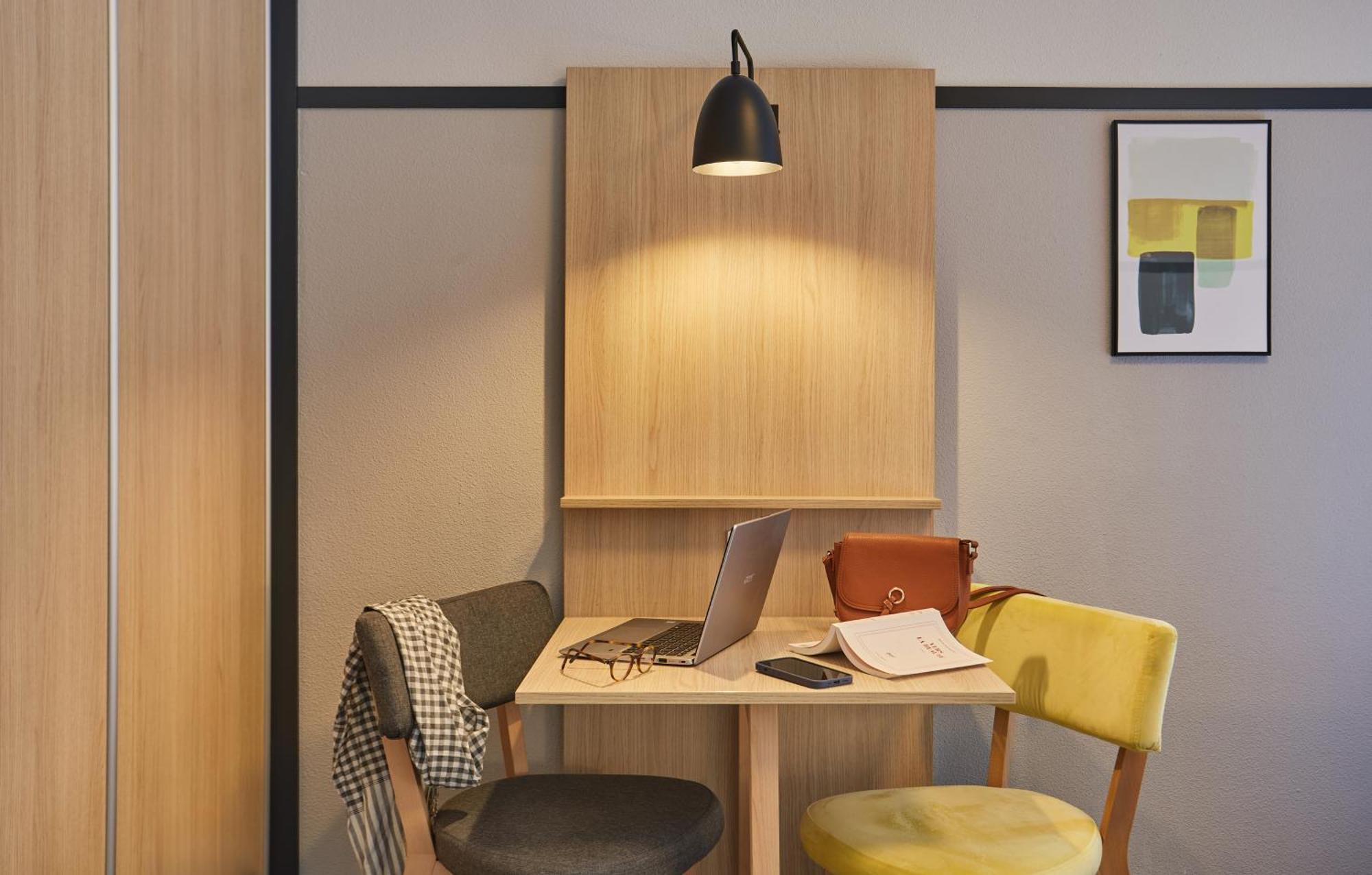 Appart'Hotel Odalys City - Bioparc Lyon Est Dış mekan fotoğraf