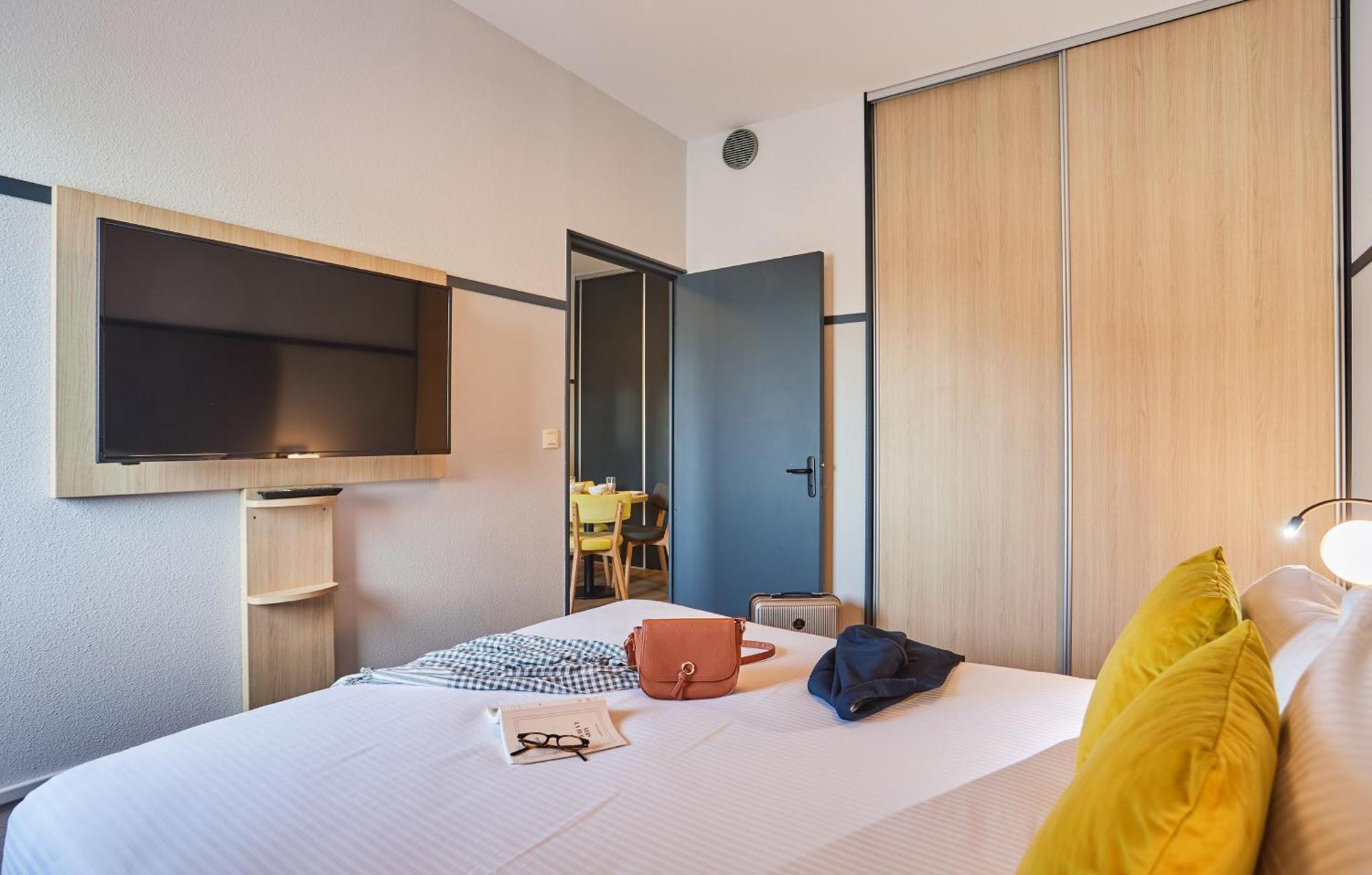 Appart'Hotel Odalys City - Bioparc Lyon Est Dış mekan fotoğraf