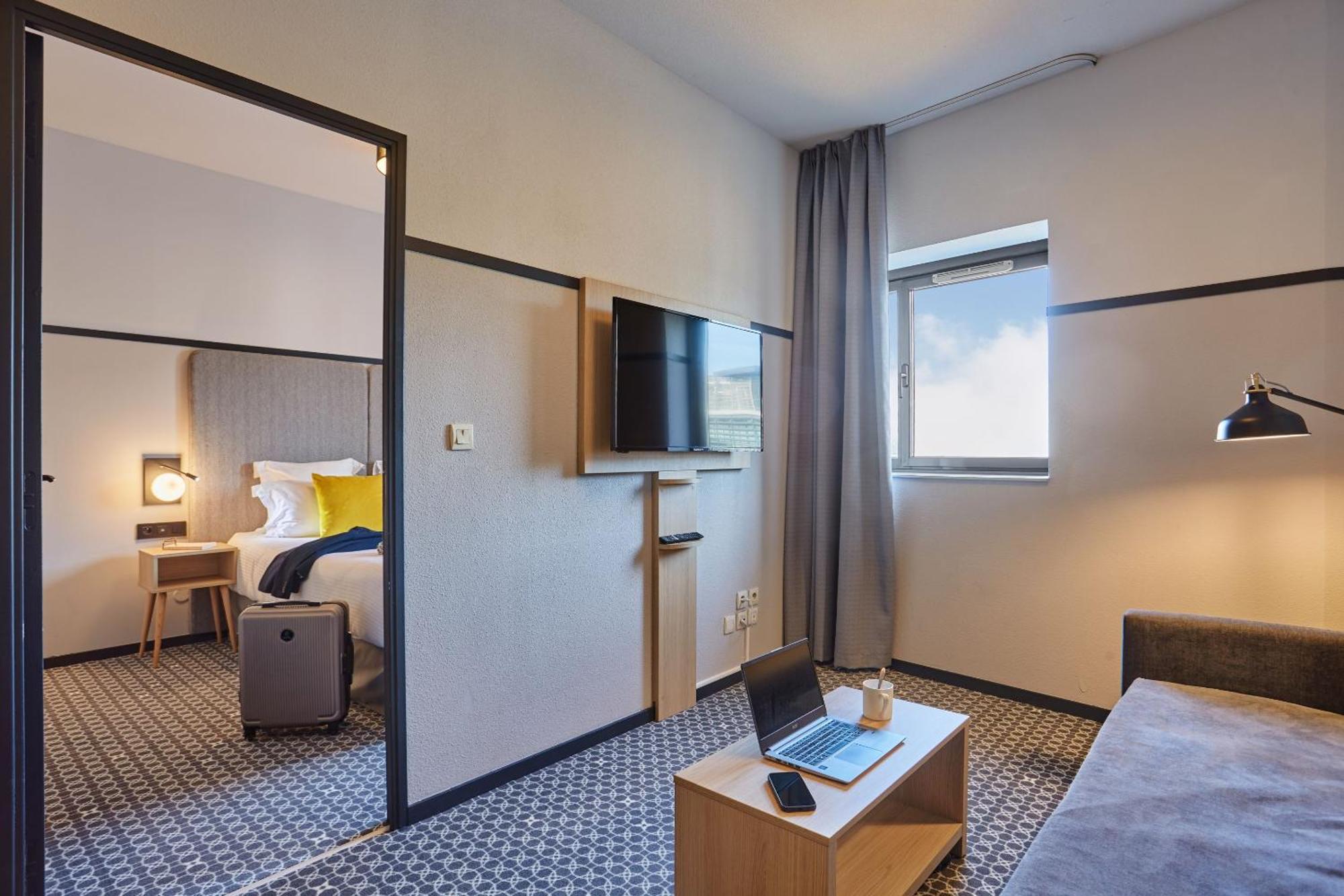 Appart'Hotel Odalys City - Bioparc Lyon Est Dış mekan fotoğraf