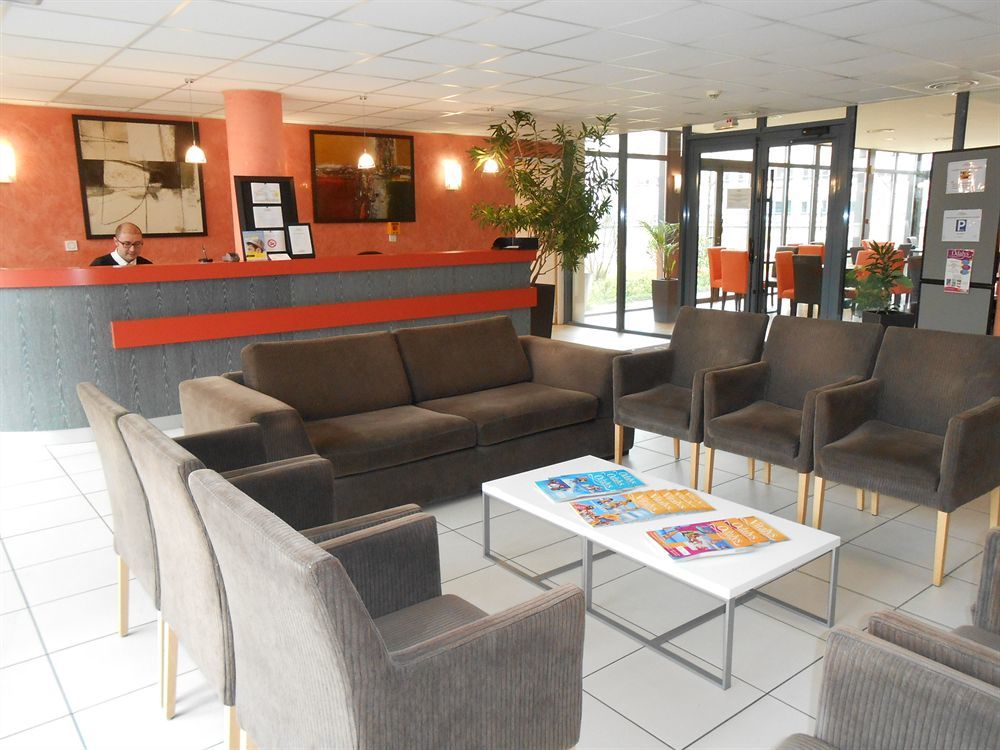 Appart'Hotel Odalys City - Bioparc Lyon Est Dış mekan fotoğraf